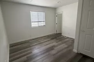 626 E San Antonio Dr, Long Beach, CA 90807 - Photo 1