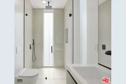 11615 Burbank Blvd #3/4, Los Angeles, CA 91601 - Photo 1
