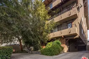 1224 S Barrington Ave, Los Angeles, CA 90025 - Photo 1