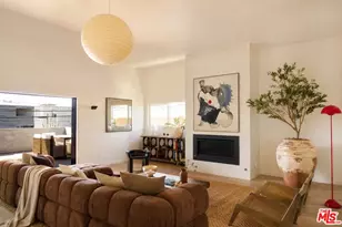 2411 Abbot Kinney Blvd, Los Angeles, CA 90291 - Photo 1