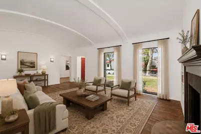 340 S Maple Dr, Beverly Hills, CA 90212 - Photo 1