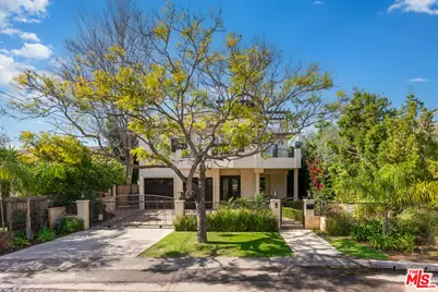 391 S Saltair Ave, Los Angeles, CA 90049 - Photo 1