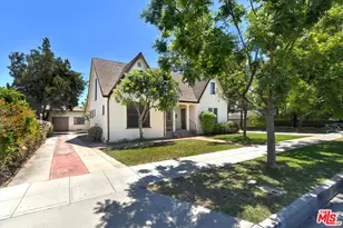 916 N Clybourn Ave, Burbank, CA 91505 - Photo 1