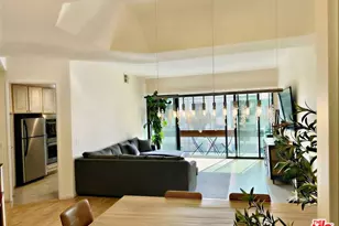 750 S Bundy Dr, Los Angeles, CA 90049 - Photo 1