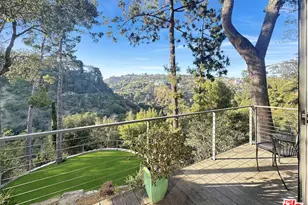 8265 Mannix Dr, Los Angeles, CA 90046 - Photo 1