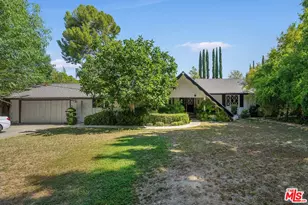 20447 Robert Pl, Woodland Hills, CA 91364 - Photo 1