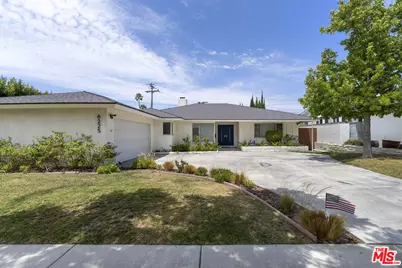 6225 S Corning Ave, Los Angeles, CA 90056 - Photo 1