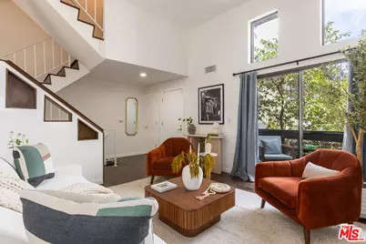 9131 Burnet Ave #5, North Hills, CA 91343 - Photo 1