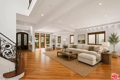 1126 Yale St, Santa Monica, CA 90403 - Photo 1