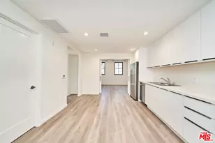951 S Wilton Pl, Los Angeles, CA 90019 - Photo 1