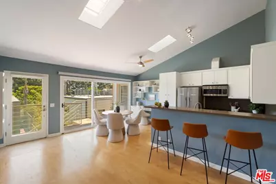2216 4th St #7, Santa Monica, CA 90405 - Photo 1