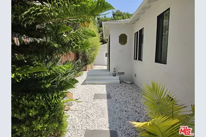 2310 Oak St, Santa Monica, CA 90405 - Photo 1