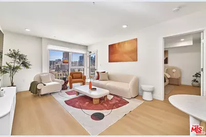 510 S Oxford Ave #710, Los Angeles, CA 90020 - Photo 1