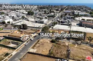 15407 Albright St, Pacific Palisades, CA 90272 - Photo 1
