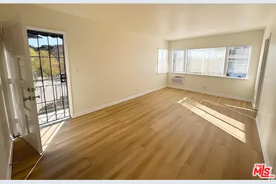 6406 Roble Ave #10, Los Angeles, CA 90042 - Photo 1