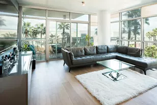 13650 Marina Pointe Dr, Marina del Rey, CA 90292 - Photo 1