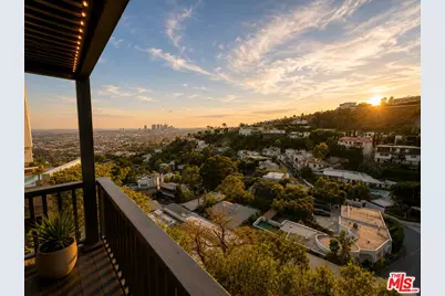 8810 Hollywood Blvd, West Hollywood, CA 90069 - Photo 1
