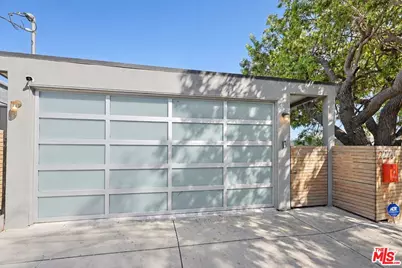2226 Ronda Vista Dr, Los Angeles, CA 90027 - Photo 1