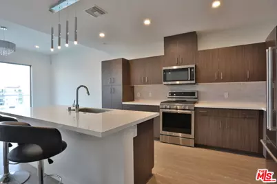 4140 Glencoe Ave #605, Los Angeles, CA 90292 - Photo 1