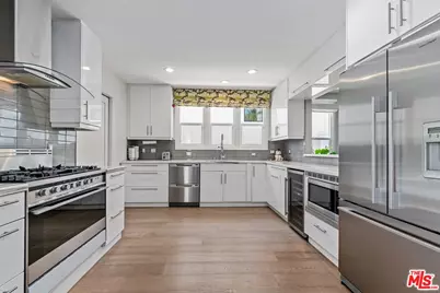 1216 Greenacre Ave, West Hollywood, CA 90046 - Photo 1