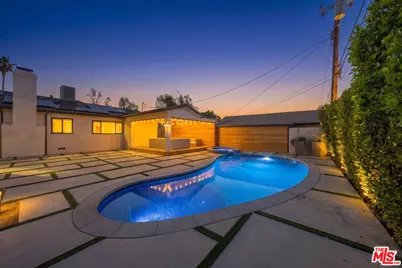 7719 Rhodes Ave, Los Angeles, CA 91605 - Photo 1