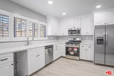8322 Colegio Dr, Los Angeles, CA 90045 - Photo 1