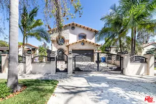 458 N Flores St, Los Angeles, CA 90048 - Photo 1