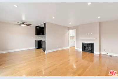 3131 S Canfield Ave #107, Los Angeles, CA 90034 - Photo 1
