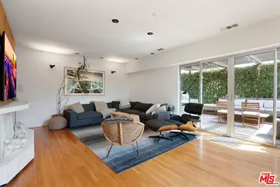 1666 S Curson Ave, Los Angeles, CA 90019 - Photo 1