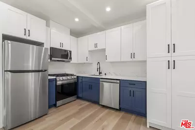 1305 Lucile Ave #5, Los Angeles, CA 90026 - Photo 1