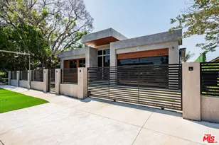 13454 Albers St, Sherman Oaks, CA 91401 - Photo 1