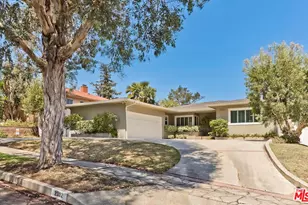 2302 Duxbury Cir, Los Angeles, CA 90034 - Photo 1