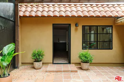 430 N Harper Ave, Los Angeles, CA 90048 - Photo 1