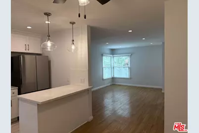 4123 W Toluca Lake Ave, Burbank, CA 91505 - Photo 1