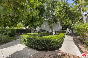 18555 Collins St, Tarzana, CA 91356 - Photo 1