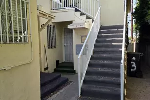 754 E 84th Pl, Los Angeles, CA 90001 - Photo 1