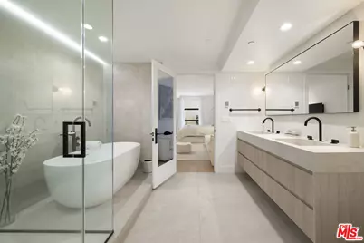 10777 Wilshire Blvd #207, Los Angeles, CA 90024 - Photo 1