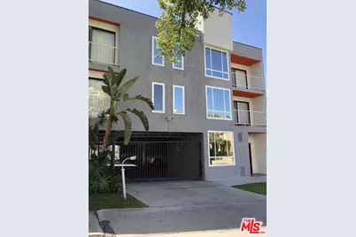 957 S St Andrews Pl, Los Angeles, CA 90019 - Photo 1