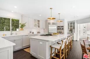 1037 Maroney Ln, Pacific Palisades, CA 90272 - Photo 13