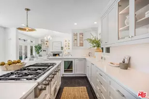 1037 Maroney Ln, Pacific Palisades, CA 90272 - Photo 11