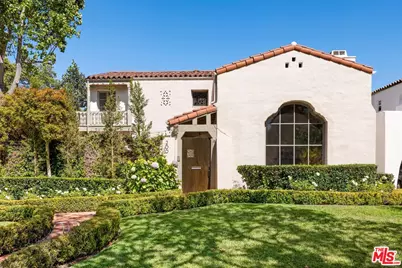 200 S McCarty Dr, Beverly Hills, CA 90212 - Photo 1
