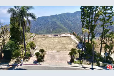 16732 Monte Hermoso Dr, Los Angeles, CA 90272 - Photo 1