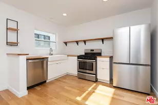 1341 S Burnside Ave, Los Angeles, CA 90019 - Photo 1