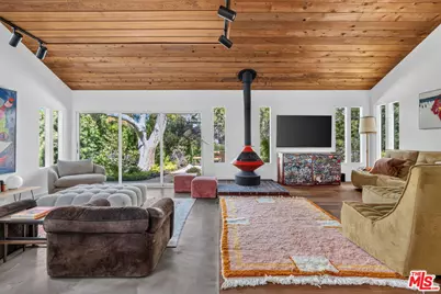 810 Nowita Pl, Venice, CA 90291 - Photo 1