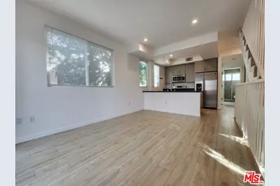 1211 Fedora St, Los Angeles, CA 90006 - Photo 1