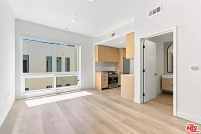 3555 Overland Ave #311, Los Angeles, CA 90034 - Photo 1