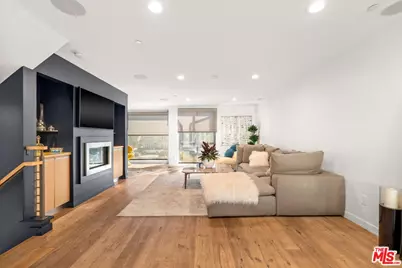 310 Washington Blvd #503, Marina del Rey, CA 90292 - Photo 1