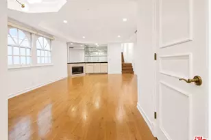 342 Palm Dr, Beverly Hills, CA 90210 - Photo 1