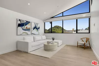 153 San Vicente Blvd #4H, Santa Monica, CA 90402 - Photo 1