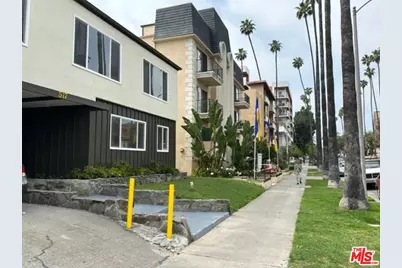 517 S Kenmore Ave #1, Los Angeles, CA 90020 - Photo 1